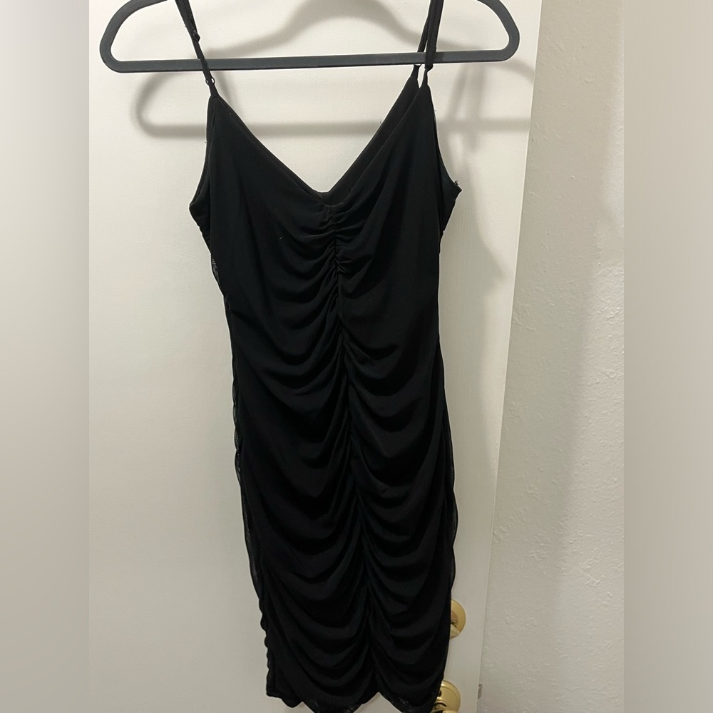 Guess little black body-con dress, Size: M